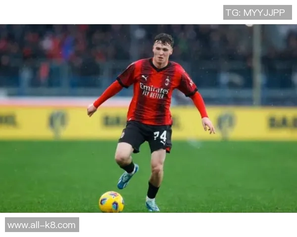 父亲透露S希门尼斯在米兰生活愉快并无离开意向