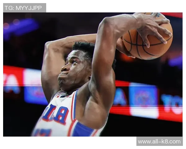 马克西狂砍54分追平队史第九仅恩比德张伯伦和AI得分更高