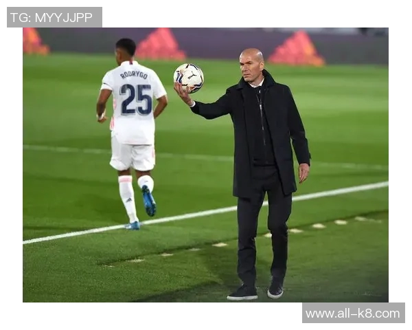 法媒报道齐达内接任法国队主帅需先解决赞助商冲突问题